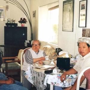 Meet your Posher, Hoang